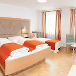Santner, Hotel 3*