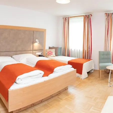 Santner, Otel 3*