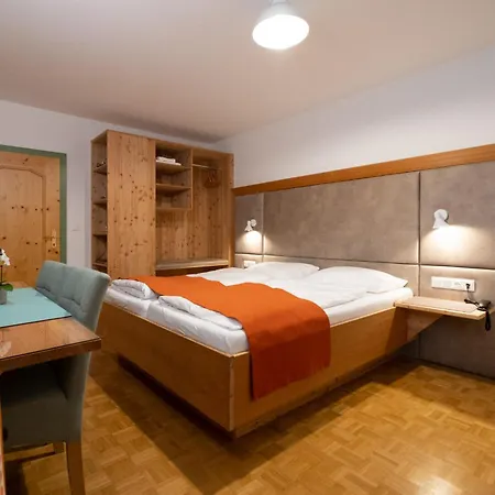 Santner, Hotel 3*