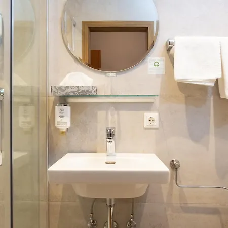 Santner, Hotel 3*
